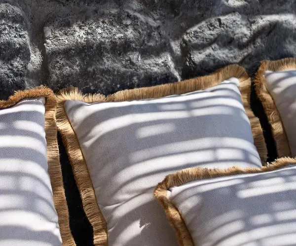 Aparthotel Lithi Luxury Retreat