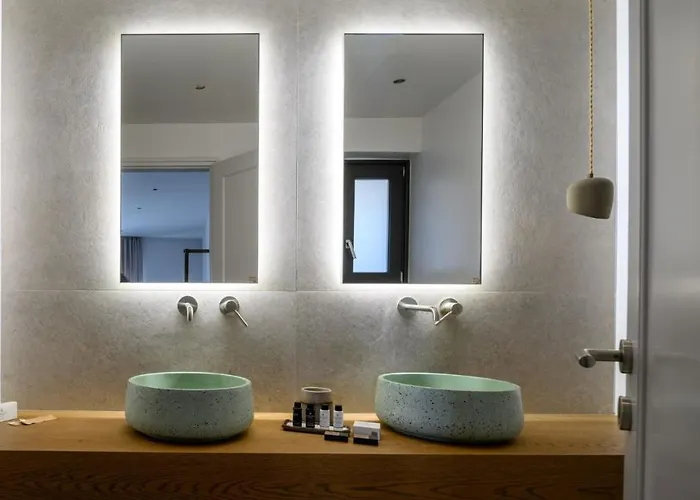 Lithi Luxury Retreat Aparthotel Imerovigli (Santorini)