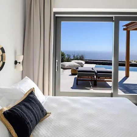 Lithi Luxury Retreat * Imerovigli (Santorini)