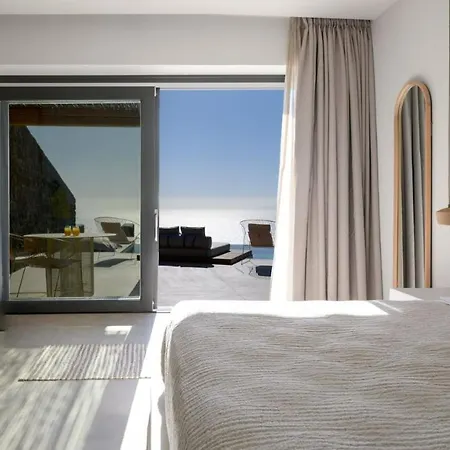 Lithi Luxury Retreat Imerovigli (Santorini)