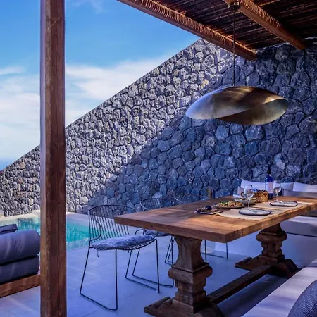 Lithi Luxury Retreat * Imerovigli (Santorini)