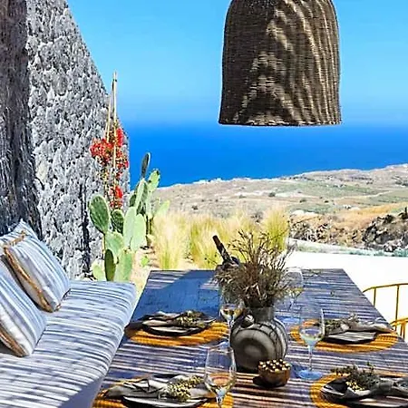Lithi Luxury Retreat Aparthotel Imerovigli (Santorini)