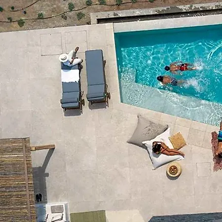 아파트호텔 Lithi Luxury Retreat 4*