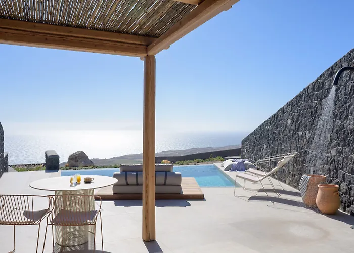 Ξενοδοχείο με διαμερίσματα Lithi Luxury Retreat 4*