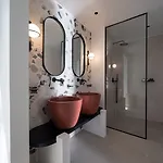 Lithi Luxury Retreat 4* Imerovigli (Santorini)