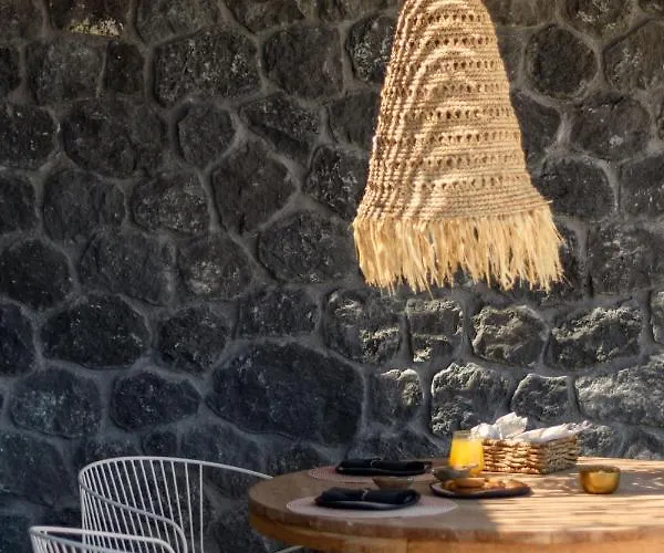 아파트호텔 Lithi Luxury Retreat 이메로비글리