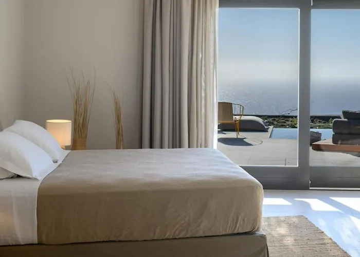 Lithi Luxury Retreat 이메로비글리